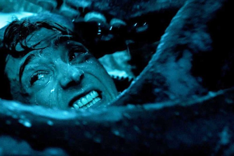 Un Hombre es Tragado por una Ballena en el Nuevo Tráiler de ‘La Caída de la Ballena’